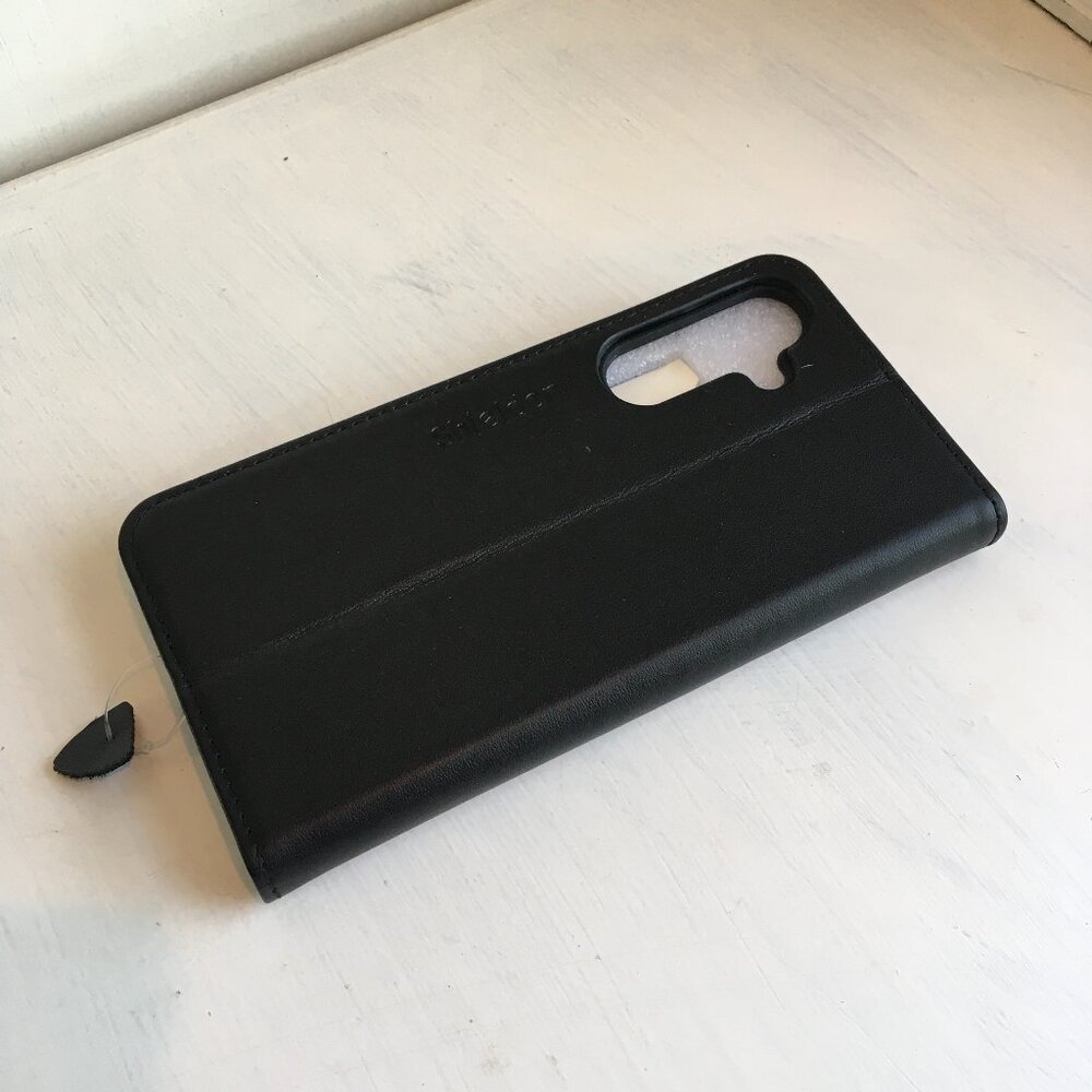 NWOT SHIELDON Magnetic Case Samsung Galaxy A54 6.4" Genuine Leather